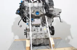 Motor Benzin - Skoda Rapid (2018) CHZC 04C100098GX 37.530km - Bild 2