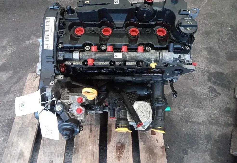 Motor Diesel - VW Caddy (2019) DFSF 04L100090F - Bild 1