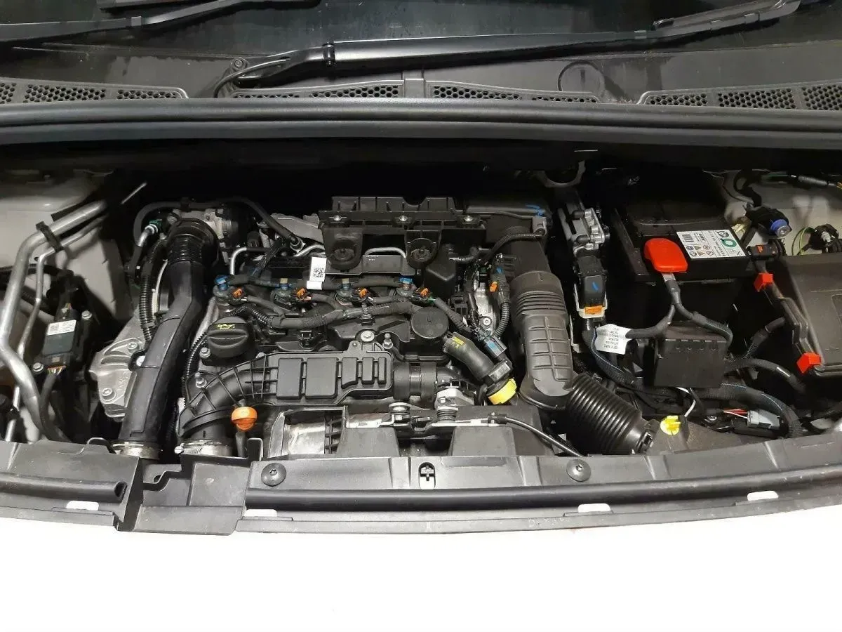 Motor Citroen C4 III 1.5 BlueHDi130 YHZ(DV5RC) 3 TKM 96 KW 131 PS - Bild 1