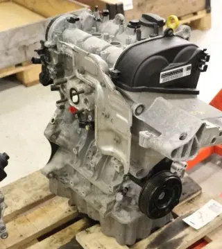 Motor Benzin - Skoda Octavia (2018) CHZD 04C100098EX 22.180km - Bild 1