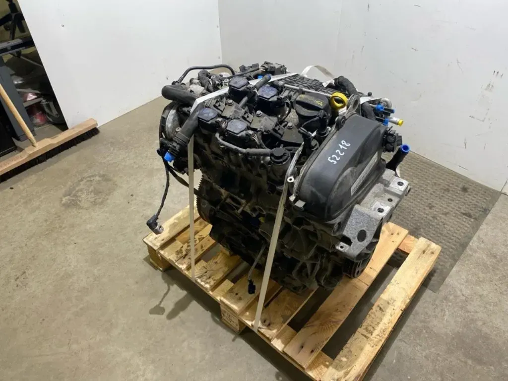 Motor Benzin - Audi Q2 (2016) CZEA 114.010km - Bild 1