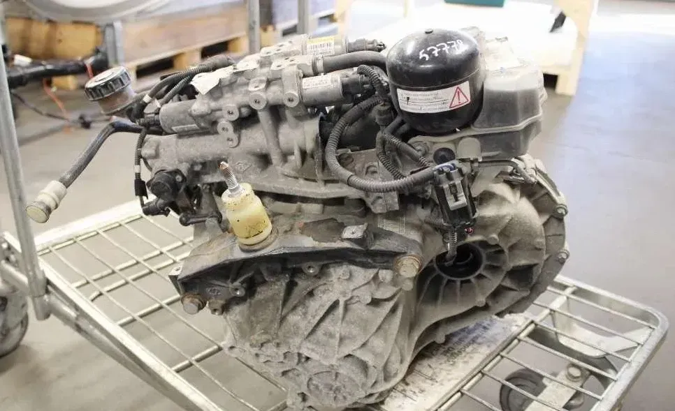 Automatikgetriebe - Renault Trafic (2012) 8201283002 - Bild 1