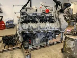 Motor Benzin - BMW 5-Series (2010) N63-B44A 11002296773 102.860km - Bild 3