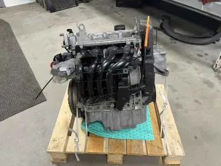 Motor Benzin - Seat Leon (2000) AHW 036100098DX - Bild 4