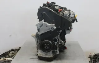 Motor Diesel - VW Passat (2024) DTUA 05L100031D 111.930km - Bild 2