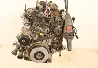 Motor Diesel - Mercedes E-Class 96 (2018) 654920 / 80143617 A6540101804 82.130km - Bild 1