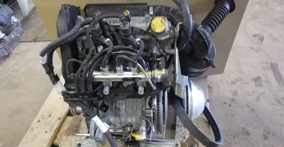 Motor Diesel - Ligier JS 50 (2021) LDW492 10km - Bild 1
