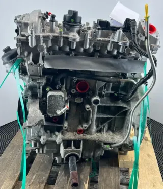 ORIGINAL Motor 274920 Mercedes C 200 Benzin A2740106300 - Bild 1