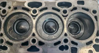 Motorblock 04L023A / 04L100103 VW Audi Seat Skoda 66-81KW 1.6 - Bild 5