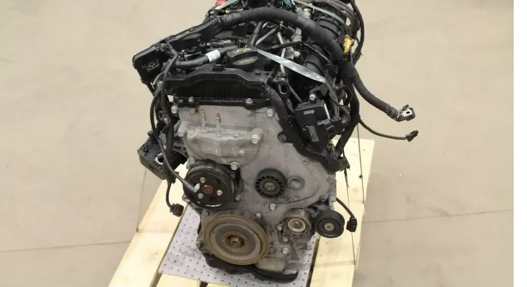 Motor Diesel - Hyundai i40 (2012) D4FD 133L12AU00 - Bild 1