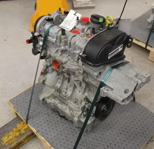 Motor Benzin - Skoda Scala (2019) DKRF 04C100098KX 22.560km - Bild 1