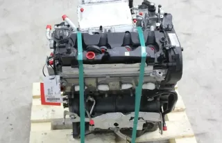 Motor Diesel - Audi Q5 (2018) DETA 04L100031R 16.460km - Bild 2