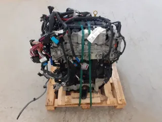 Motor Diesel - Nissan NV300 (2020) M9R-710 1010201Q4G 87.860km - Bild 2