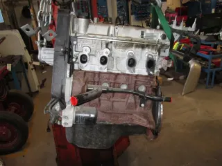 Motor Benzin - Fiat Punto Evo (2011) 350.A1.000 71751446 23.730km - Bild 1