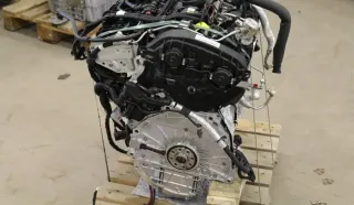 Motor Benzin - BMW 5-Series (2020) B48-B20A 11 00 2 470 879 38.000km - Bild 2
