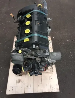 Motor Benzin - Citroen C3 (2010) 8FP 0135QZ - Bild 2