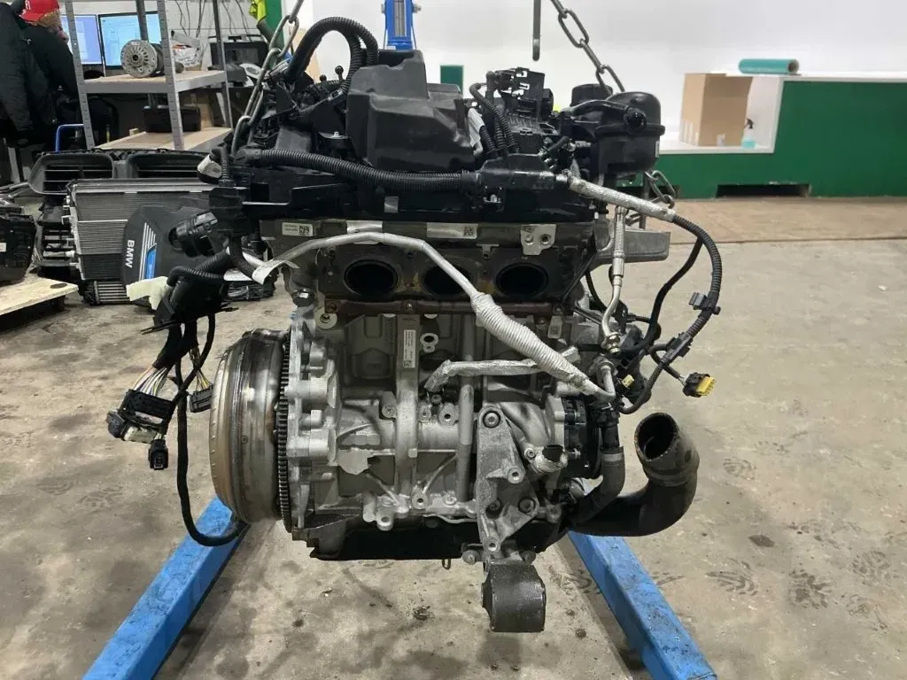 Motor Benzin - BMW X2/iX2 (2020) B38A15A 11 00 2 455 309 60.000km - Bild 1
