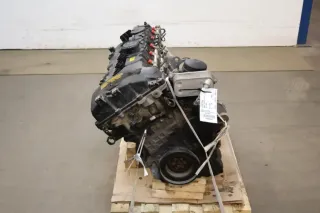 Motor Benzin - BMW 5-Series (2012) N53-B30A - Bild 4