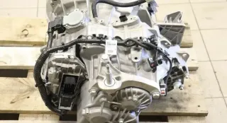 Automatikgetriebe - Renault Captur (2019) DC4-019 320103289R 31.620km - Bild 2