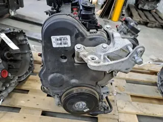 Motor Diesel - Volvo V60 (2019) 6906442 36011597 - Bild 2
