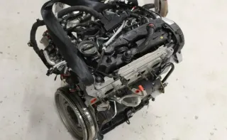 Motor Diesel - VW Golf (2020) DJGA 04L100038GX 10.870km - Bild 1
