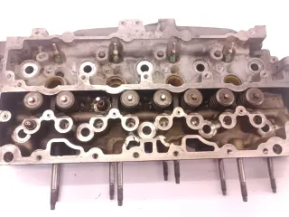 Zylinderkopf 9684487210 Peugeot Ford Citroen XWDD HNS - Bild 2