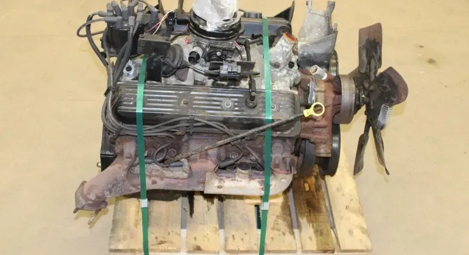 Motor Benzin - Chevrolet Suburban (1995) - Bild 1