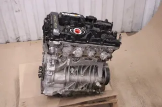 Motor Benzin - BMW 4/i4-Series (2018) B48B20B 11 00 2 455 354 100.780km - Bild 1