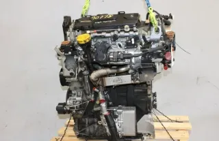 Motor Diesel - Nissan X-Trail (2018) M9R 1010201Q1H 119.730km - Bild 1