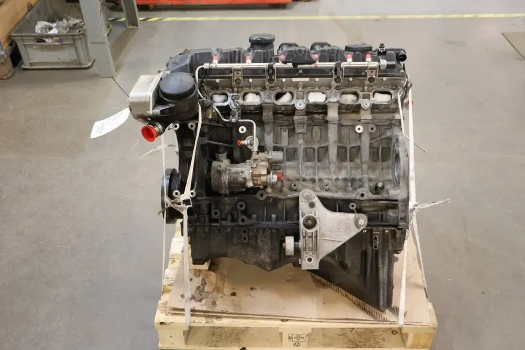 Motor Benzin - BMW 5-Series (2012) N53-B30A - Bild 1