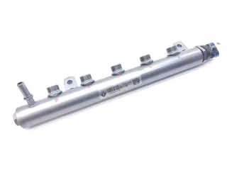 Einspritzleiste H8201044829 Mercedes Nissan Renault Opel 1.6 DCi CDI - Bild 1