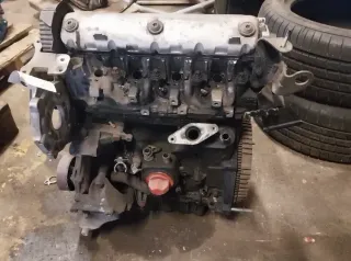 Motor Diesel - Renault Kangoo (2004) 7711135927 - Bild 2