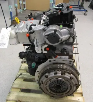Motor Diesel - Skoda Octavia (2015) CRKB 04L100090C 38.790km - Bild 4