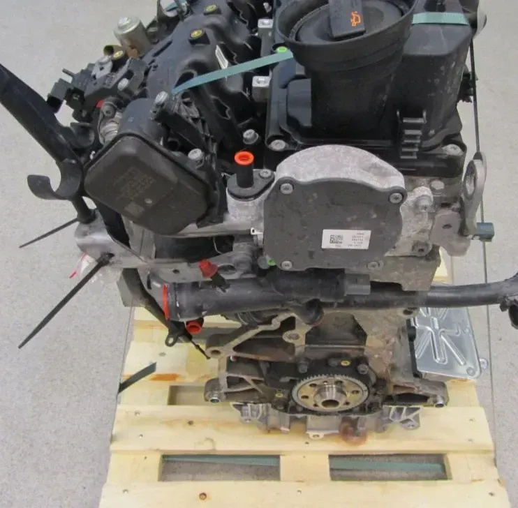 Motor Diesel - Skoda Praktik (2012) CFWA 03P100090X 36.300km - Bild 1