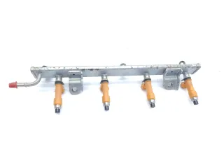 Einspritzleiste Verteiler 15730-86G00 Suzuki Swift M13A-1918380 - Bild 2