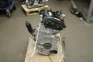 Motor Benzin - BMW 5-Series (2018) B48-B20A 11002458433 - Bild 2