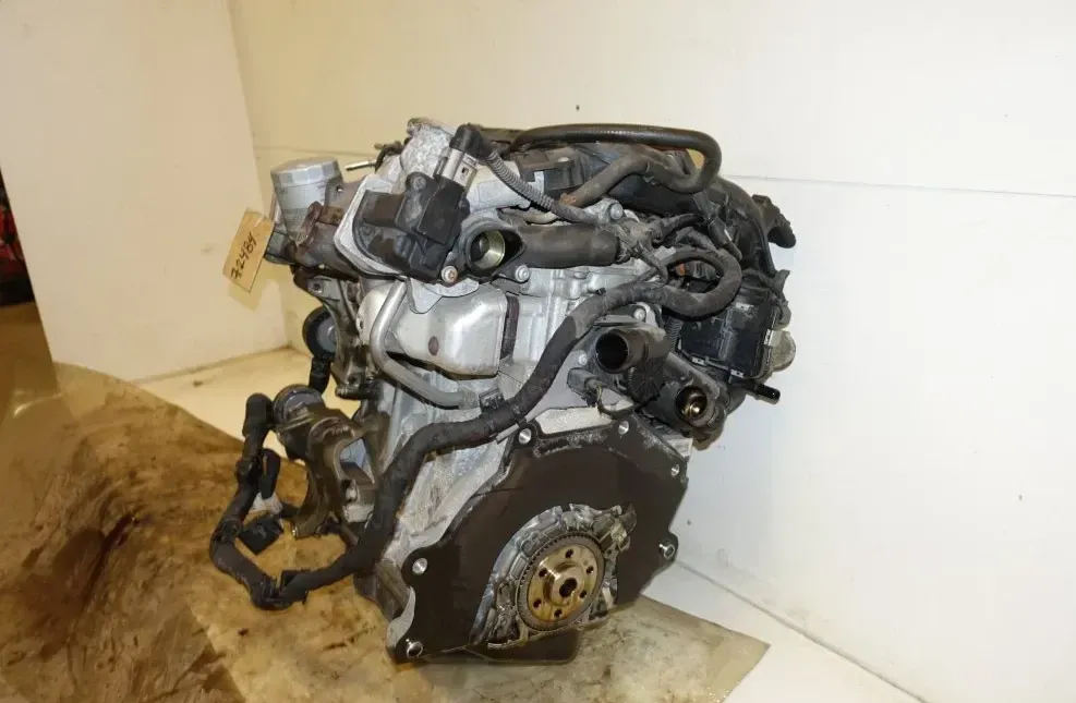 Motor Benzin - VW Polo (2012) CBZC 03F 100 091 A - Bild 1