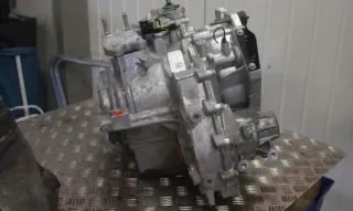 Automatikgetriebe - Ford Fiesta (2018) 2159886 94.230km - Bild 2