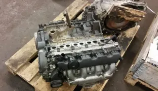 Motor Diesel - Citroen C5 (2003) 4HX 0139 PX - Bild 1