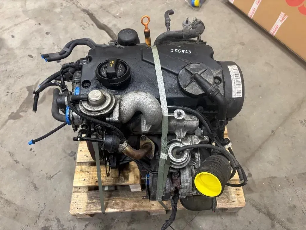 Motor Diesel - Audi A4, S4 (2003) AVB 038 100 104 RX - Bild 1