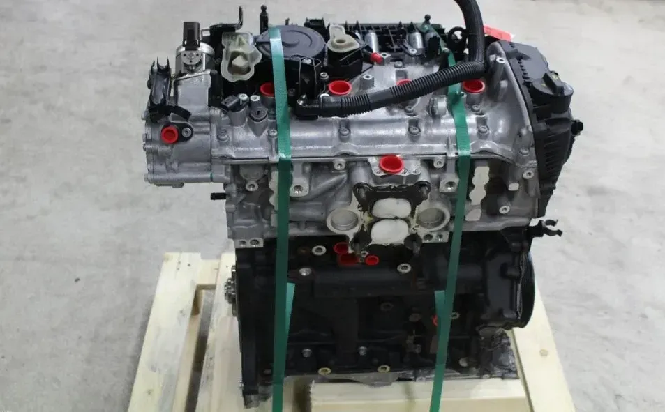 Motor Benzin - Audi A4, S4 (2018) DEMA 06L100037B 97.360km - Bild 1