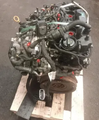 Motor Diesel - VW Passat (2018) DCZA 04L100092S - Bild 2