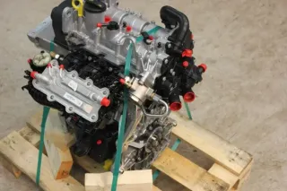Motor Benzin - Skoda Fabia (2017) CHZB 04C100032EX 13.890km - Bild 1