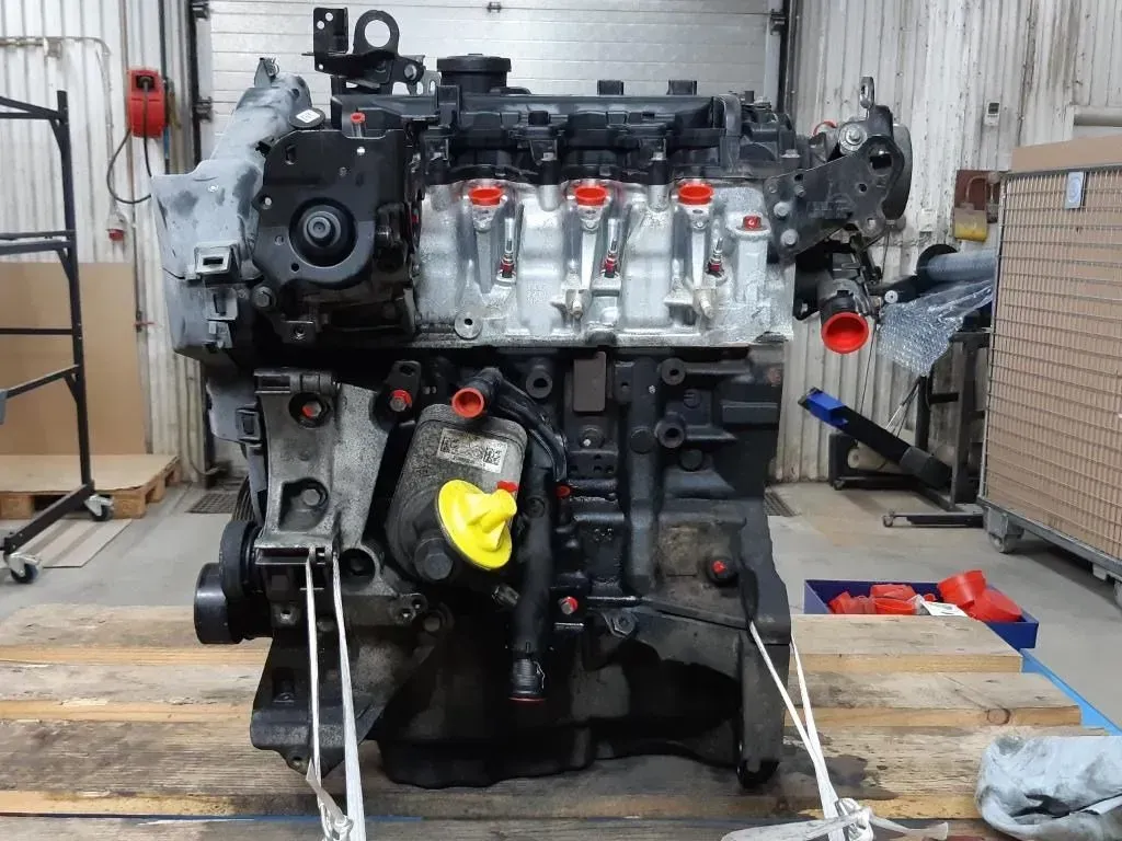 Motor Diesel - Dacia Dokker (2018) D194419 8201730186 68.870km - Bild 1