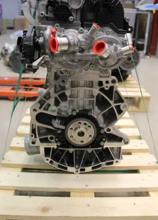 Motor Benzin - Audi A3, S3 (2021) DPCA 05E100032 18.670km - Bild 2