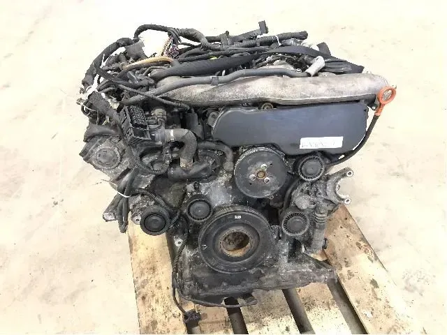 Motor Diesel - Audi Q7 (2008) CASA 059 100 098 F - Bild 1