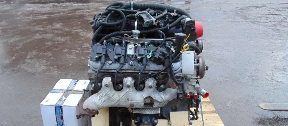 Motor Benzin - Chevrolet Suburban (2010) 300-15953 - Bild 1