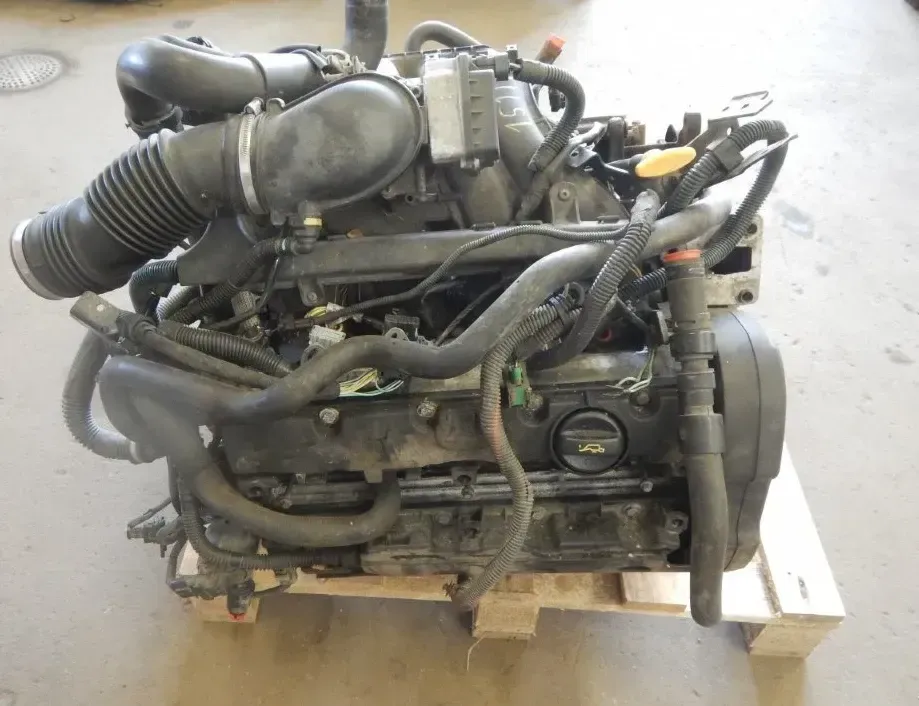 Motor Benzin - Citroen C8 (2003) 0135 AE - Bild 1
