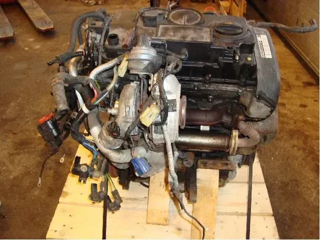 Motor Diesel - Dodge Journey (2009) 68040870AA - Bild 1