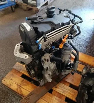 Motor Diesel - Skoda Praktik (2009) BNV 045100033M - Bild 1